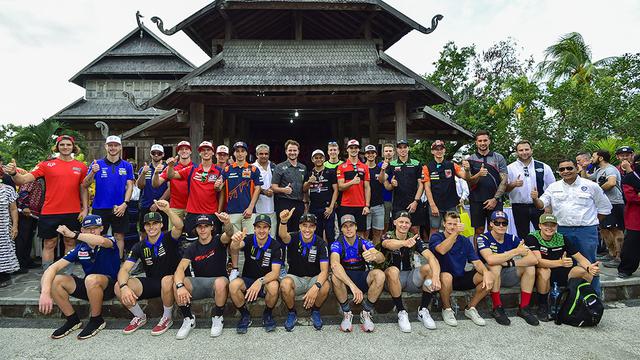 Parade Pembalap MXGP Indonesia di Samota-Sumbawa,