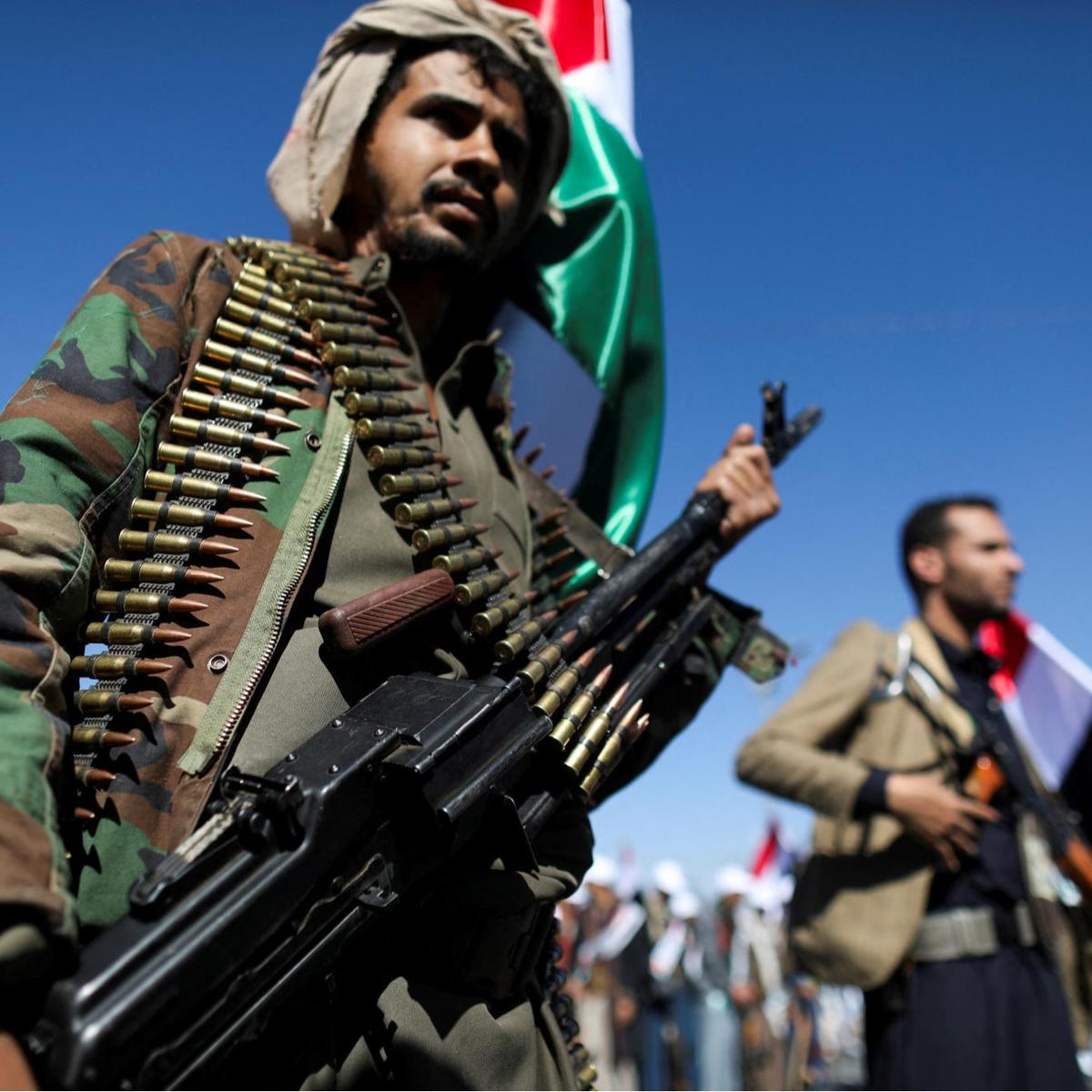 Parade pasukan Houthi yang siap bertempur di Gaza