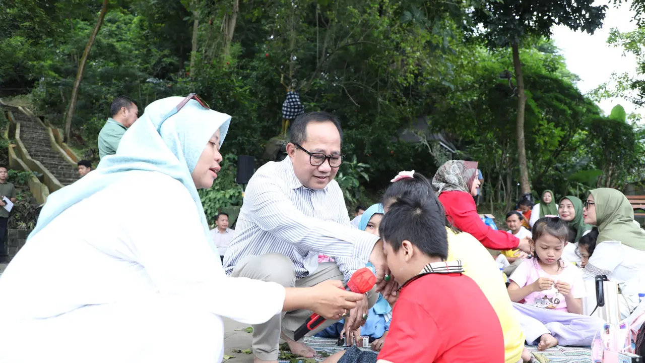 Wakil Wali Kota Semarang dalam halalbihalal yang diselenggarakan P3D Semar Cakep, di Taman Lele, Kota Semarang, Jumat (18/4/2025). (Foto: Liputan6.com/Istimewa)