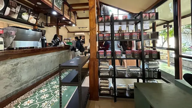 Rekomendasi Tempat Ngopi Dekat Stasiun Solo Jebres