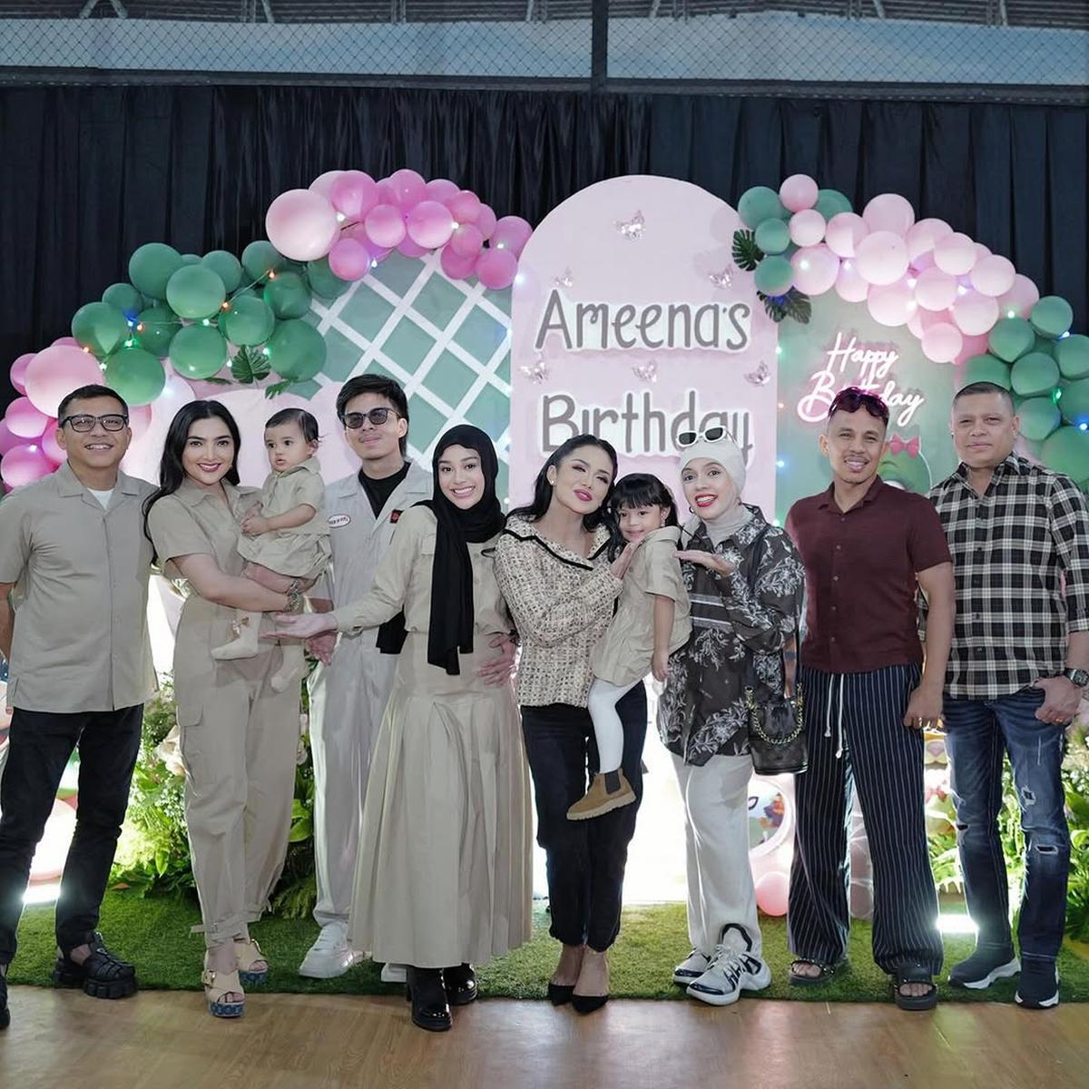 Momen Bahagia Aurel Hermansyah Bersama Ibu Kandung, Sambung dan Mertua dalam Satu Frame di Ulang Tahun Ameena