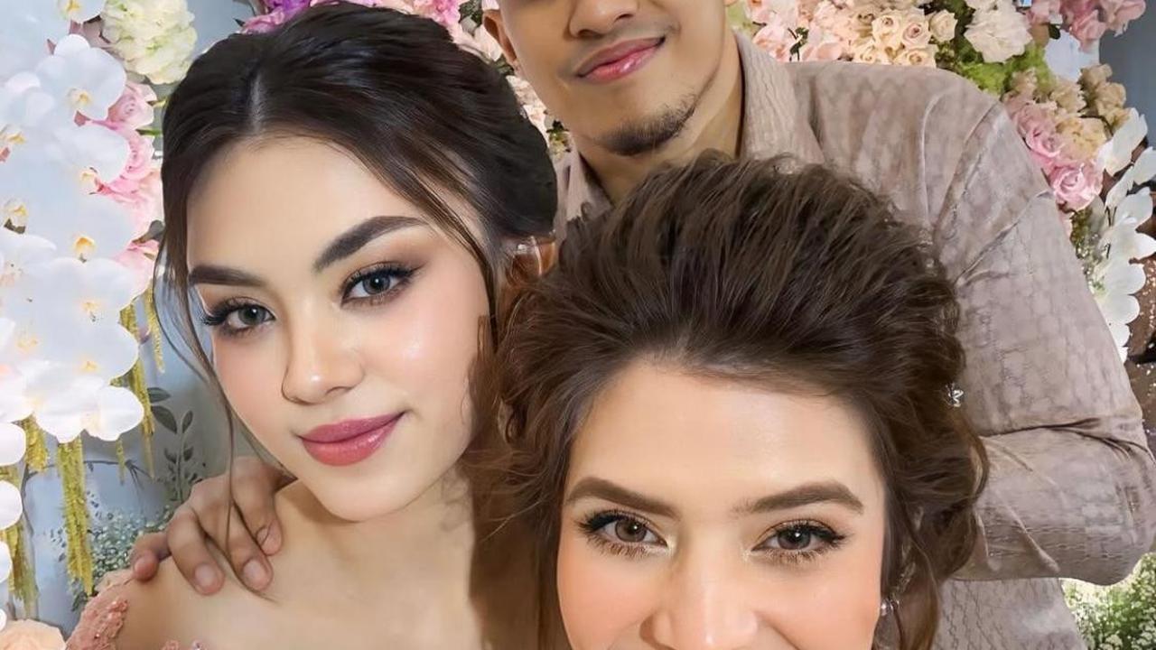 7 Potret Carissa Puteri Kompak Bareng Keluarga Elegan dan Serasi, Intip Momen di Acara Tunangan Shalva Rizaldi