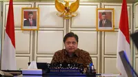 Menteri Koordinator Bidang Perekonomian Airlangga Hartarto, dalam Konferensi Pers Ratas Evaluasi PPKM, Senin (13/12/2021). (Sumber ekon.go.id)