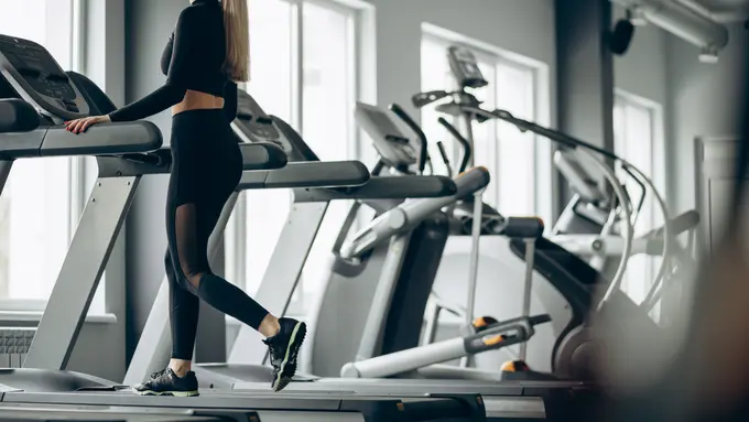 HIIT dan LISS: Kenali Dua Tipe Cardio Populer Sebelum Kamu Memulai Latihan [Dok/freepik.com]