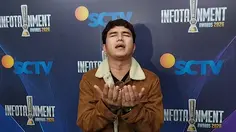Aldi Taher Bernostalgia di Infotainment Awards 2026, Akui Bukan Apa-Apa Tanpa Wartawan