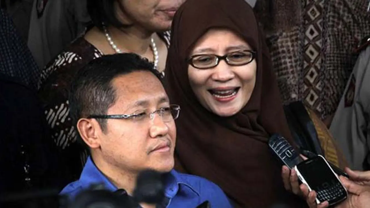 attiyah-anas-131112b.jpg