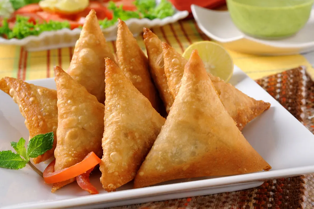 samosa daging kambing