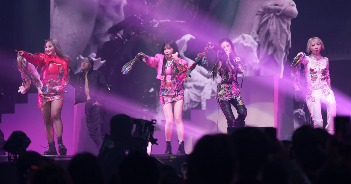 2NE1 Comeback Konser