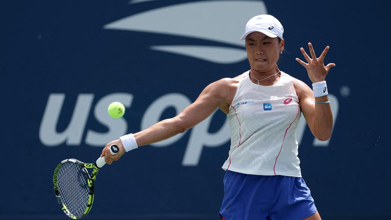FOTO: Petenis Indonesia Janice Tjen Ukir Sejarah, Lolos ke Babak Kedua US Open 2025