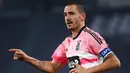 Leonardo Bonucci - Bek yang yang telah mencatatkan 444 penampilan bersama Juventus itu akan berada di Allianz Stadium hingga 2024 mendatang. Bonucci menerima bayaran sebesar 211 ribu pounds per pekan.  (Foto:AFP/Marco Bertorello)