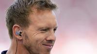Pelatih Jerman Julian Nagelsmann tersenyum puas bisa kalahkan Hungaria 2-0 pada laga kedua grup A Euro 2024 (AP)