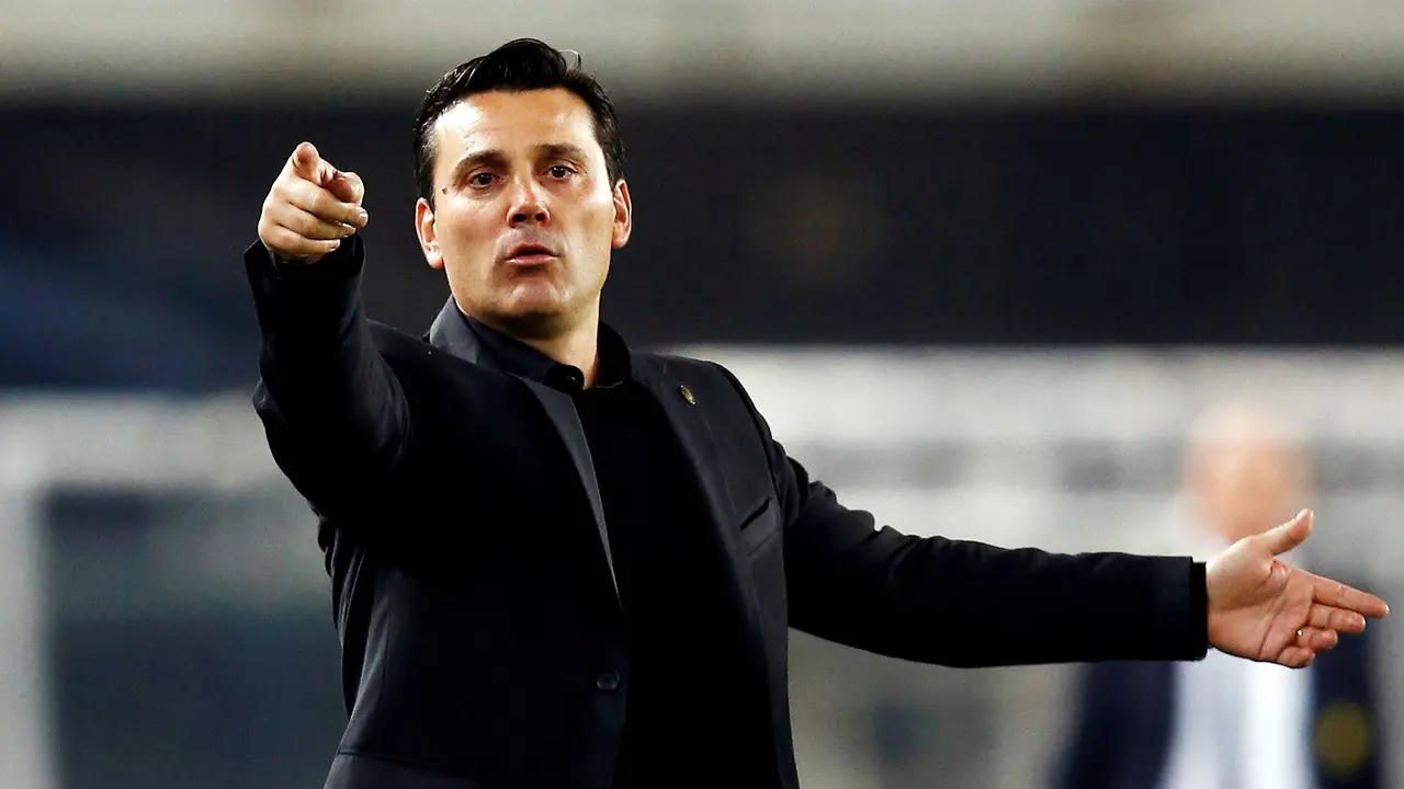 Pelatih AC Milan Vincenzo Montella (REUTERS/Alessandro Garofalo)