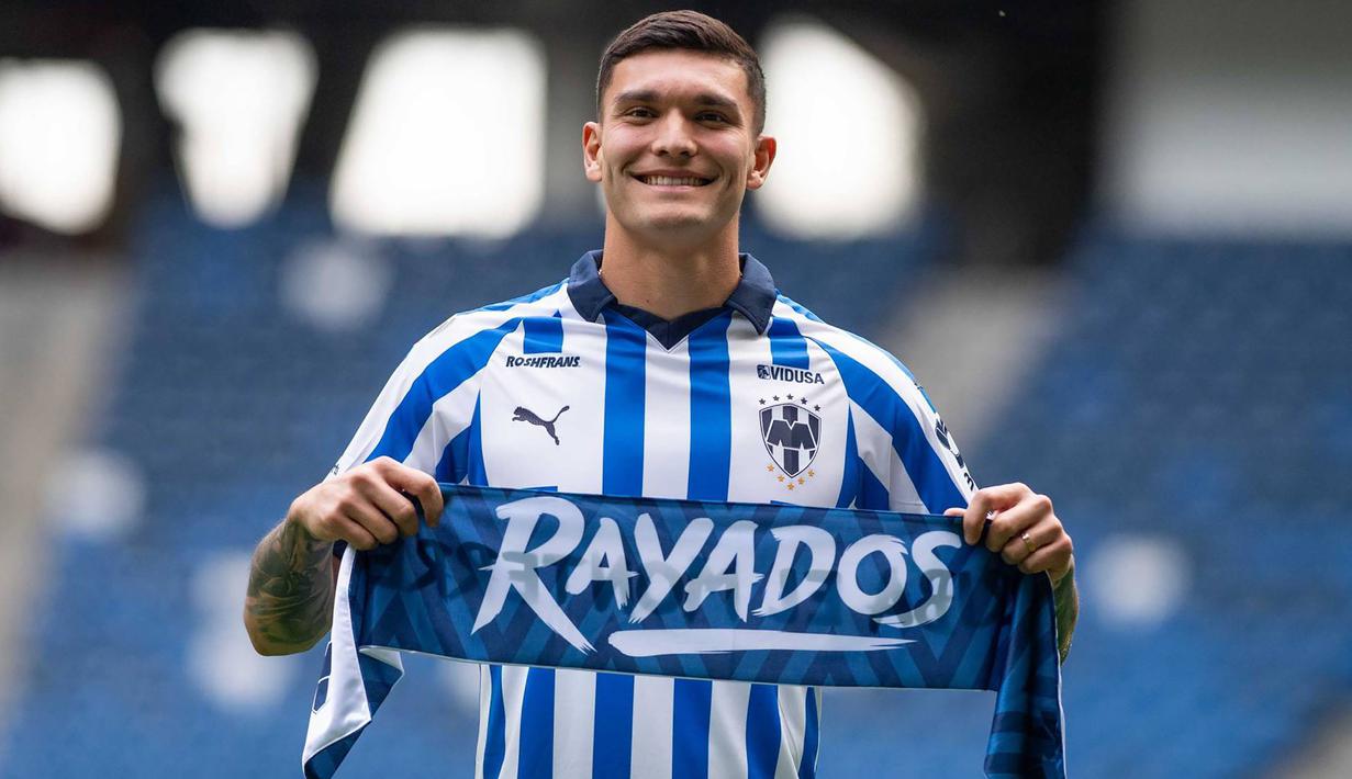 Striker Amerika Serikat berusia 25 tahun, Brandon Vazquez didapatkan klub Meksiko, Monterrey dari klub MLS, Cincinnati pada 10 Januari 2024 dengan mahar senilai 6,85 juta euro atau setara Rp116 miliar dengan durasi kontrak selama tiga tahun hingga 31 Desember 2027. Liga Meksiko sudah tak asing bagi Brandon Vazquez yang sebelumnya pernah berseragam klub Meksiko lainnya, Tijuana saat masih berstatus yunior mulai 2014/2015 hingga paruh musim 2016/2017. (rayados.com/es)