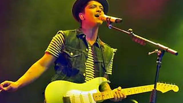 4. Gorilla - Bruno Mars