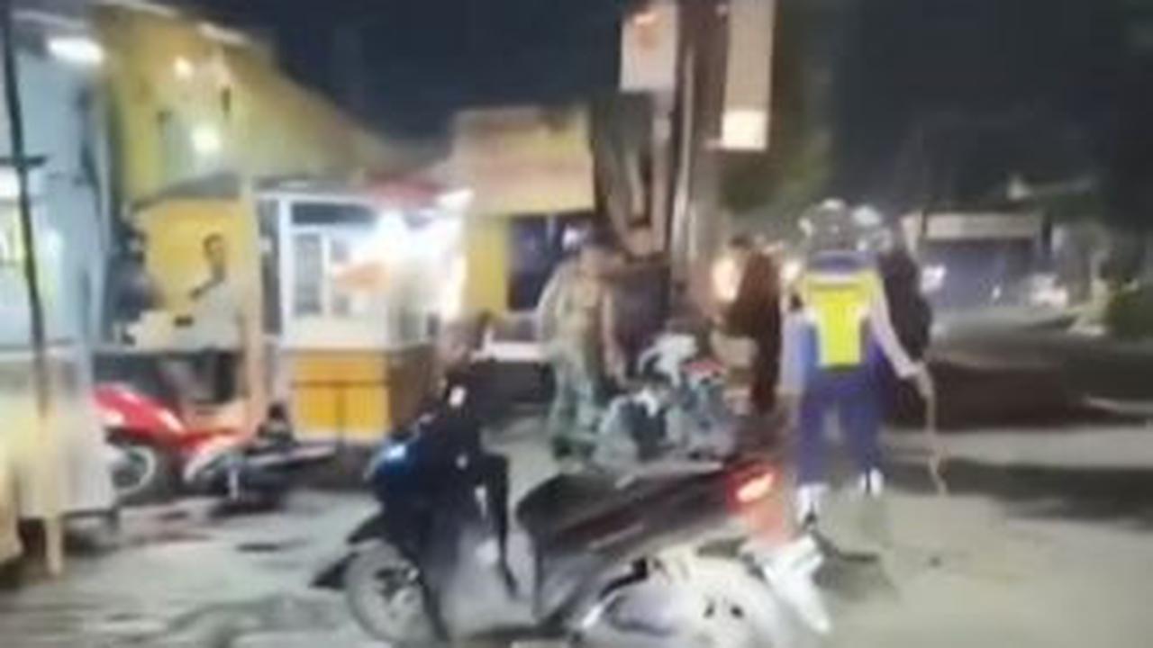 Geng Motor Masuk Markas Militer