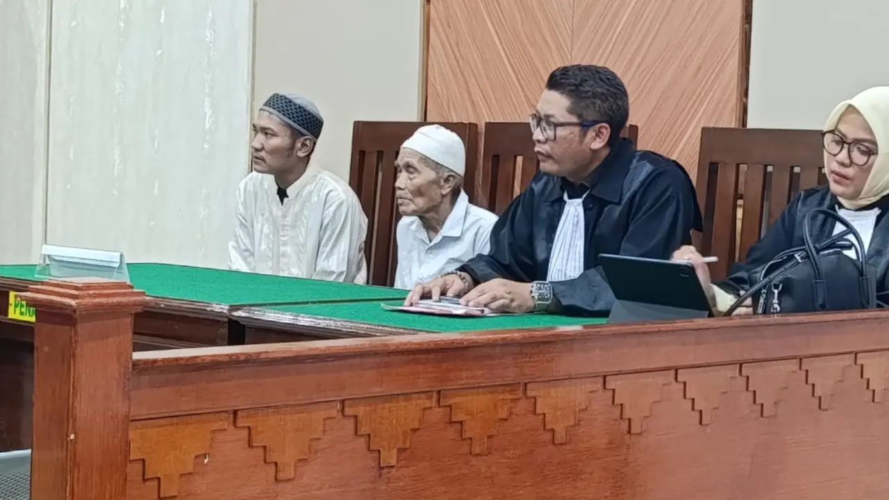 Kisah Pilu Mbah Mujiran, Kakek 74 Tahun Ditahan karena Karet demi Susu Cucu
