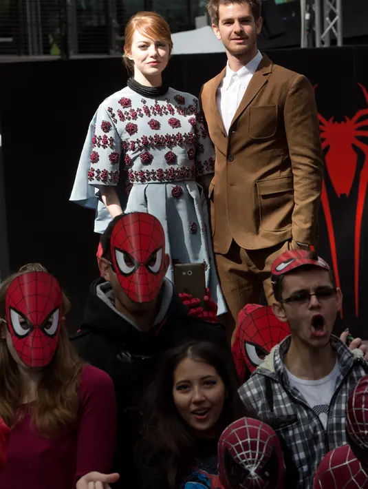 Kabar putusnya hubungan pasangan ‘The Amazing Spiderman’ ini membuat publik terutama para penggemar terkejut. (Bintang/EPA)
