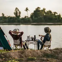 Ilustrasi bersantai di akhir pekan. (Image by jcomp on Freepik)