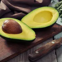 Cuci Alpukat Sebelum Dimakan, Ini Alasannya