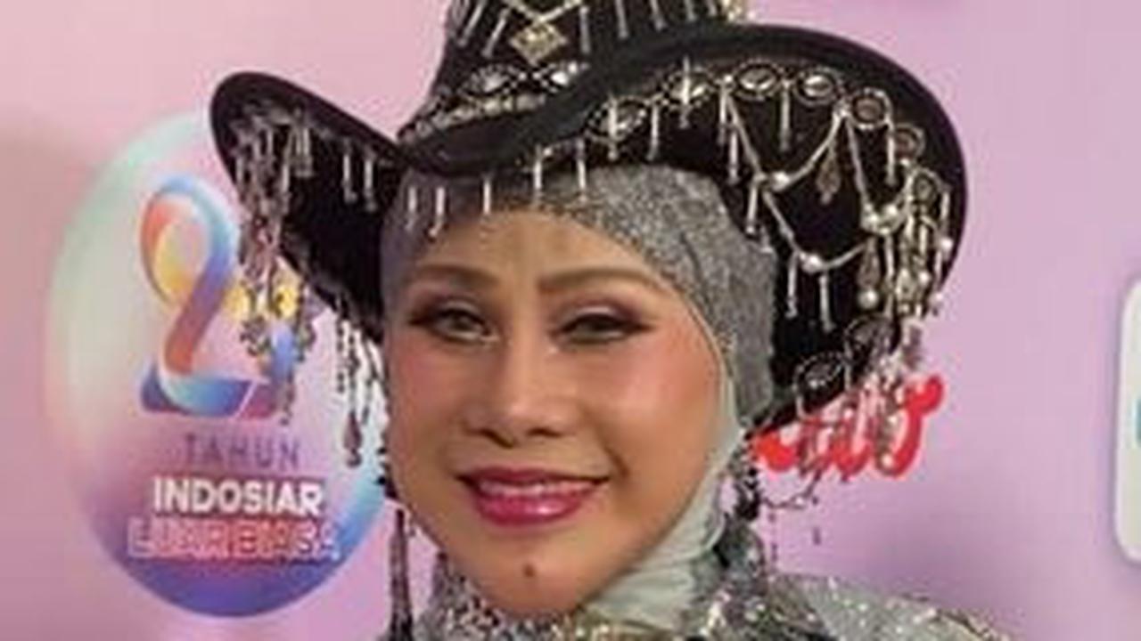VIDEO: Suara Lantang Umi Elvi Sukaesih Gregetan Mau Nangis Lihat Pemilu 2024