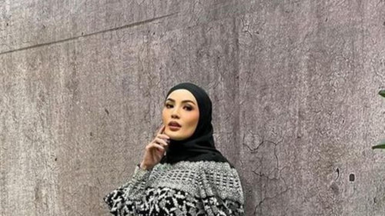 15 Inspirasi Baju Lebaran yang Cocok untuk Ibu Hamil agar Tetap Modis dan Memesona