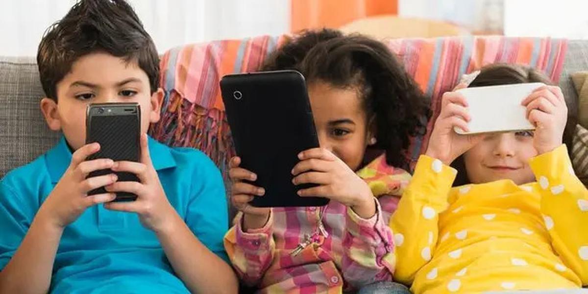 Cara Efektif Mencegah Kecanduan Gadget pada Anak