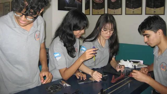Siswa SMAN 68 Jakarta berhasil terpilih untuk mewakili Indonesia dalam program bergengsi AFS Global STEM Academics yang akan diselenggarakan di India tahun ini.