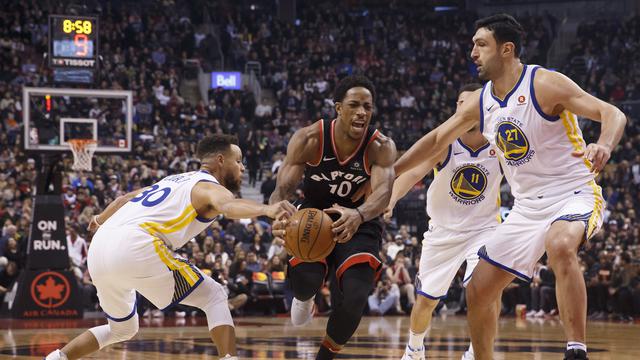 Aksi DeMar DeRozan merepotkan Warriors