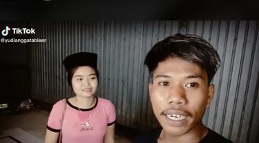 Ingat Cowok yang Viral Beri Mahar Sandal Jepit saat Nikah? Ini Kabar Terbarunya - Hot Liputan6.com
