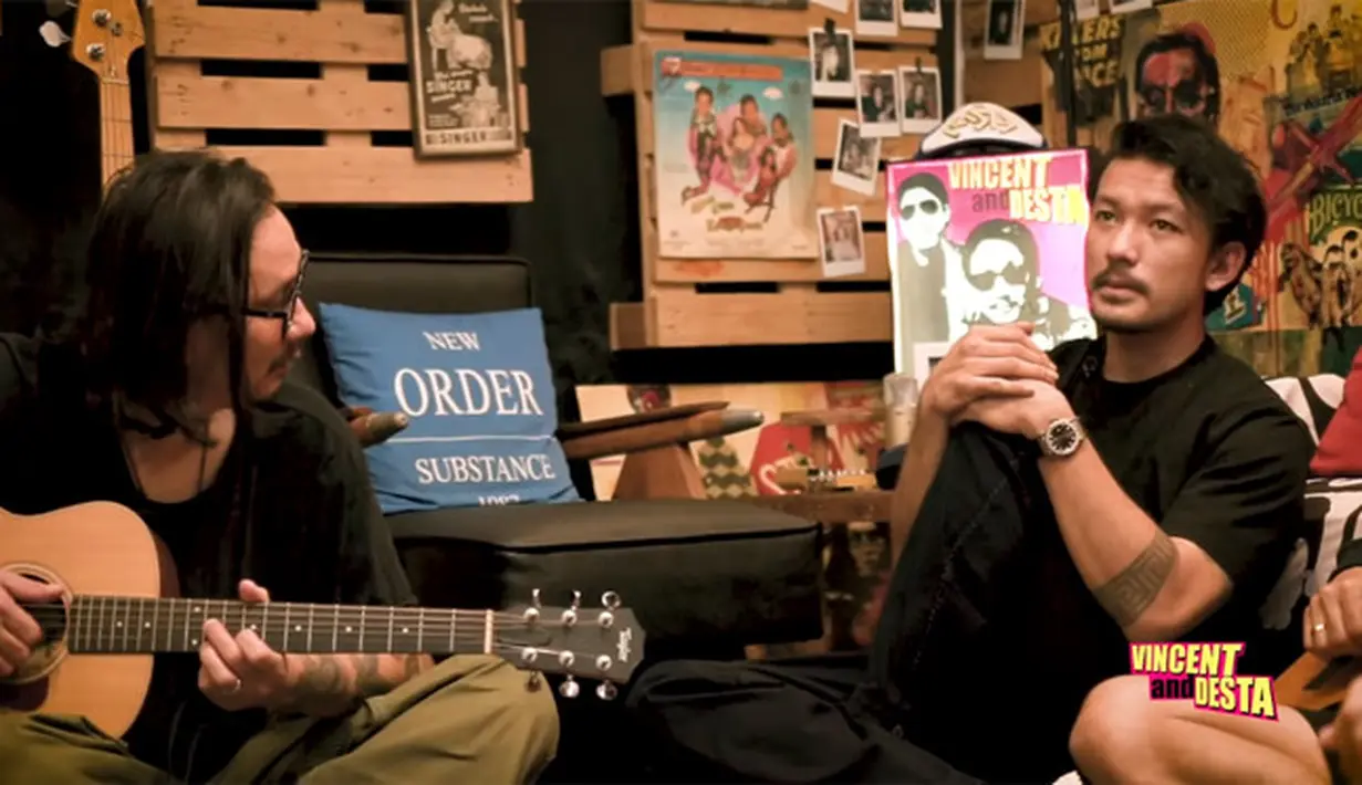 Rio Dewanto (Youtube/Vincent and Desta)