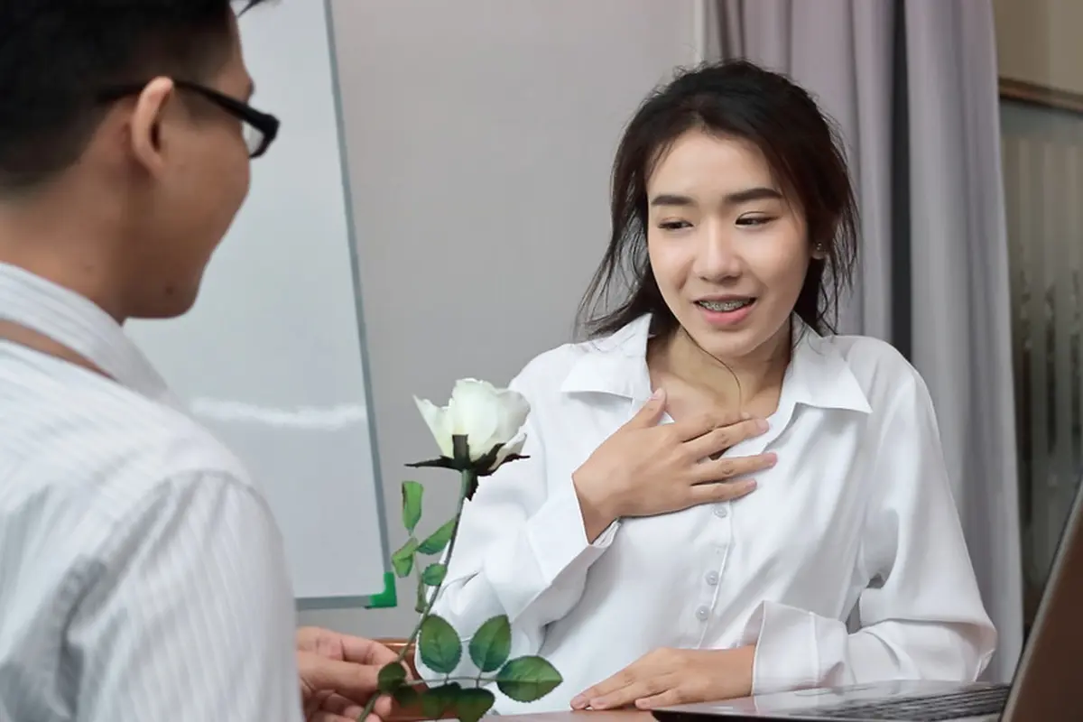 menolak cinta