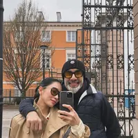 Intip gaya busana Bunga Zainal dan suami liburan ke Eropa (@bungazainal05)