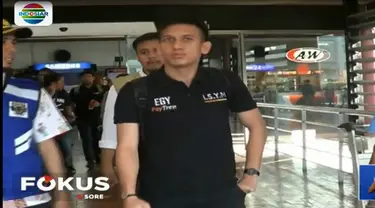Egy Maulan Vikri tiba di Indonesia, pada Jumat pagi setelah menjalani proses kontrak pemain bersama klub Polandia, Leshia Hdanks.