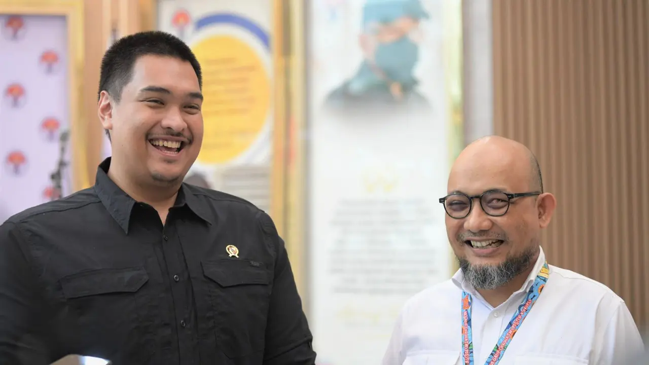 Menteri Pemuda dan Olahraga Republik Indonesia (Menpora RI) Dito Ariotedjo menerima audiensi Wakil Ketua Satuan Tugas Khusus (Satgassus) Pencegahan Korupsi Polri Novel Baswedan bersama rombongan di ruang kerjanya lantai 10, Kemenpora, Senin (12/6) siang (