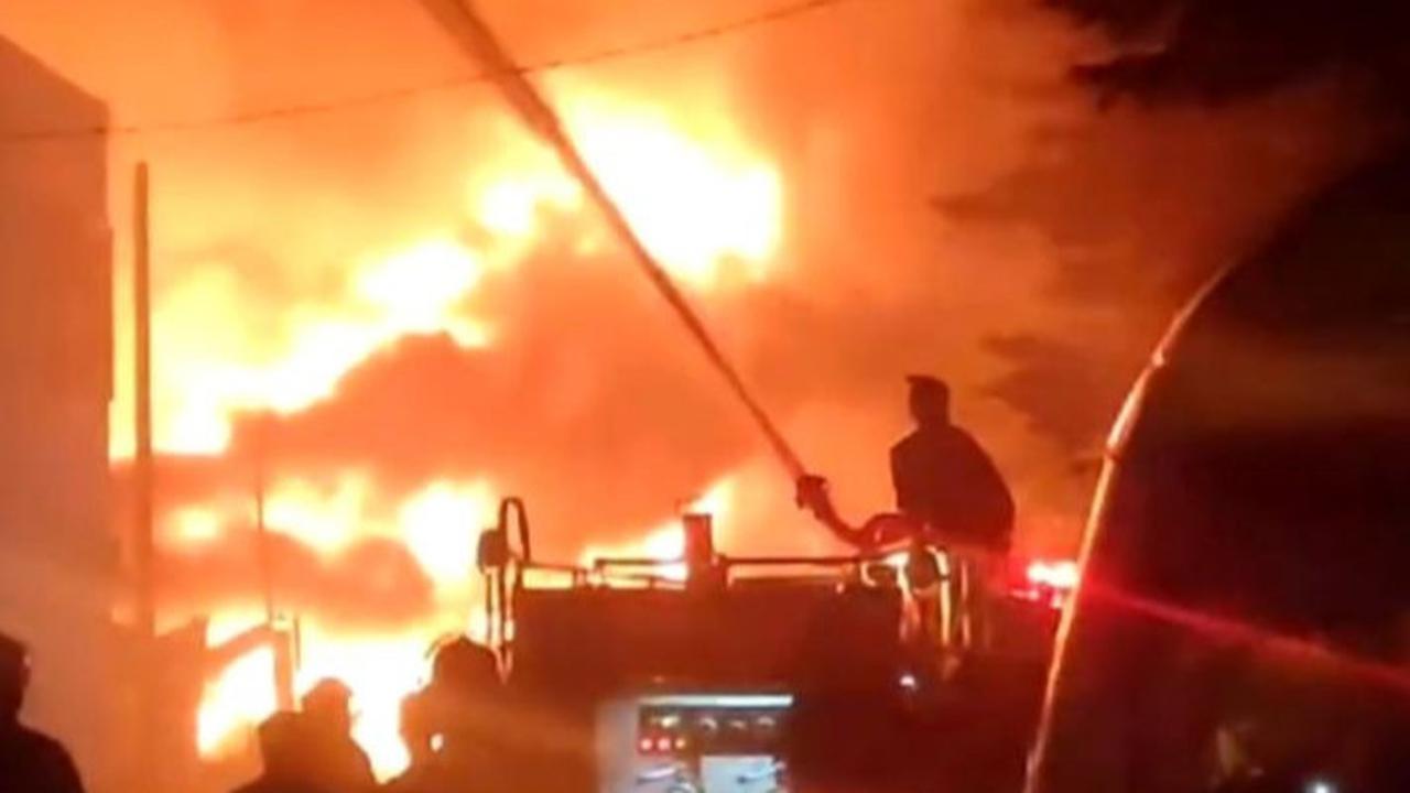 Kebakaran di Manggarai, Pabrik Tahu dan Dua Rumah Hangus Dilalap Api