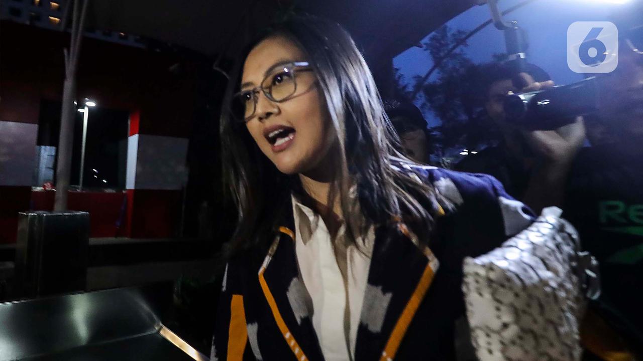 Anggota Komisi IV DPR Vita Ervina usai Diperiksa KPK