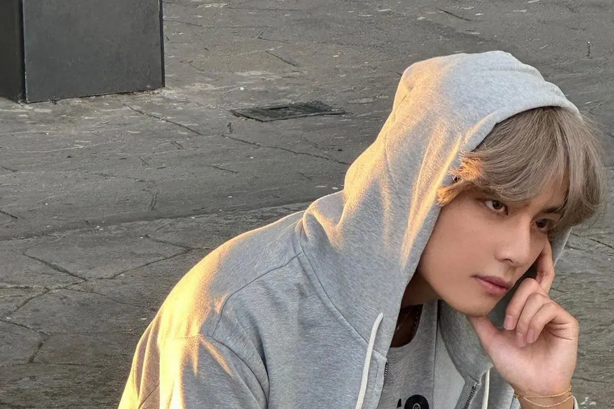 Gaya rambut V BTS