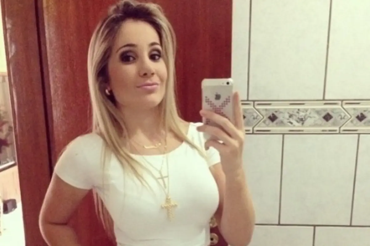 Larissa Pereira jadi WAGs baru Liverpool (Caught Offside)