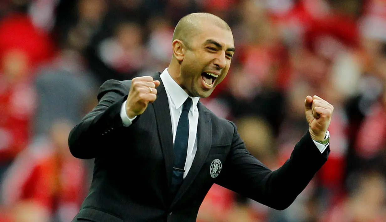 4. Roberto Di Matteo (Chelsea) - Di Matteo adalah pelatih The Blues yang berhasil mempersembahkan gelar juara Liga Champions yaitu pada musim 2011-12. Namun sayang performa buruknya di Premier League membuatnya dipecat Chelsea. (AFP/Ian Kington)