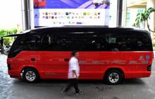 Menristek uji coba minibus listrik nasional