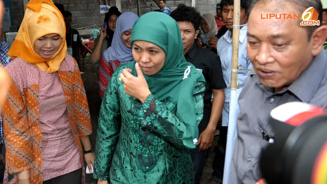 1-khofifah-sidak-tps-130829c.jpg