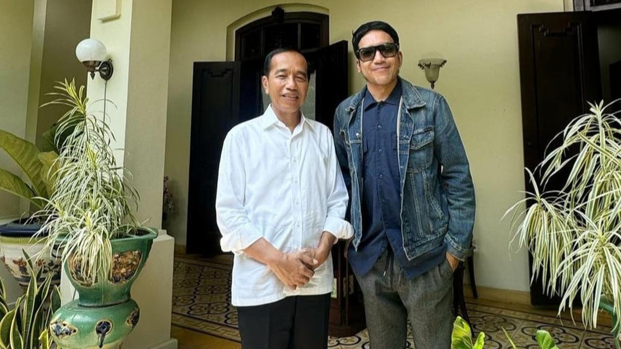 Influencer Ibu Kota Mampir ke Rumah Jokowi di Solo, Ada yang Ngajak Ngonten Bareng