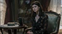The best Alexandra Daddario movies and TV shows. (Photo: Mayfair Witches (2023) - IMDb)