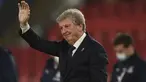 Karier pelatih biasanya dapat lebih panjang dibandingkan pemain. Dengan kondisi fisik yang tak mesti seprima pemain, banyak pelatih yang masih mampu menjalankan tugasnya hingga 70 tahun lebih. Seperti 5 pelatih tertua di Liga Inggris sepanjang sejarah berikut. (AP/Pool/Facundo Arrizabalaga)