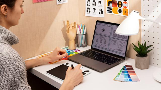 Tenang Tapi Tetap Produktif, Ini Deretan Profesi Ideal untuk Kamu Si Introvert - 2