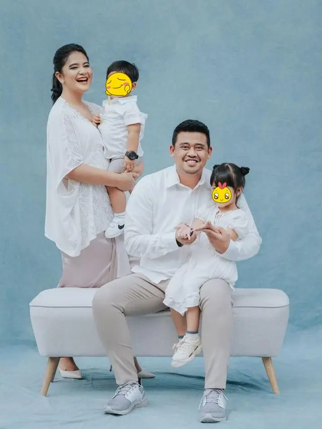 6 Potret Kahiyang Ayu dan Suami Rayakan Anniversary ke-4, Ajak Anak Pemotretan