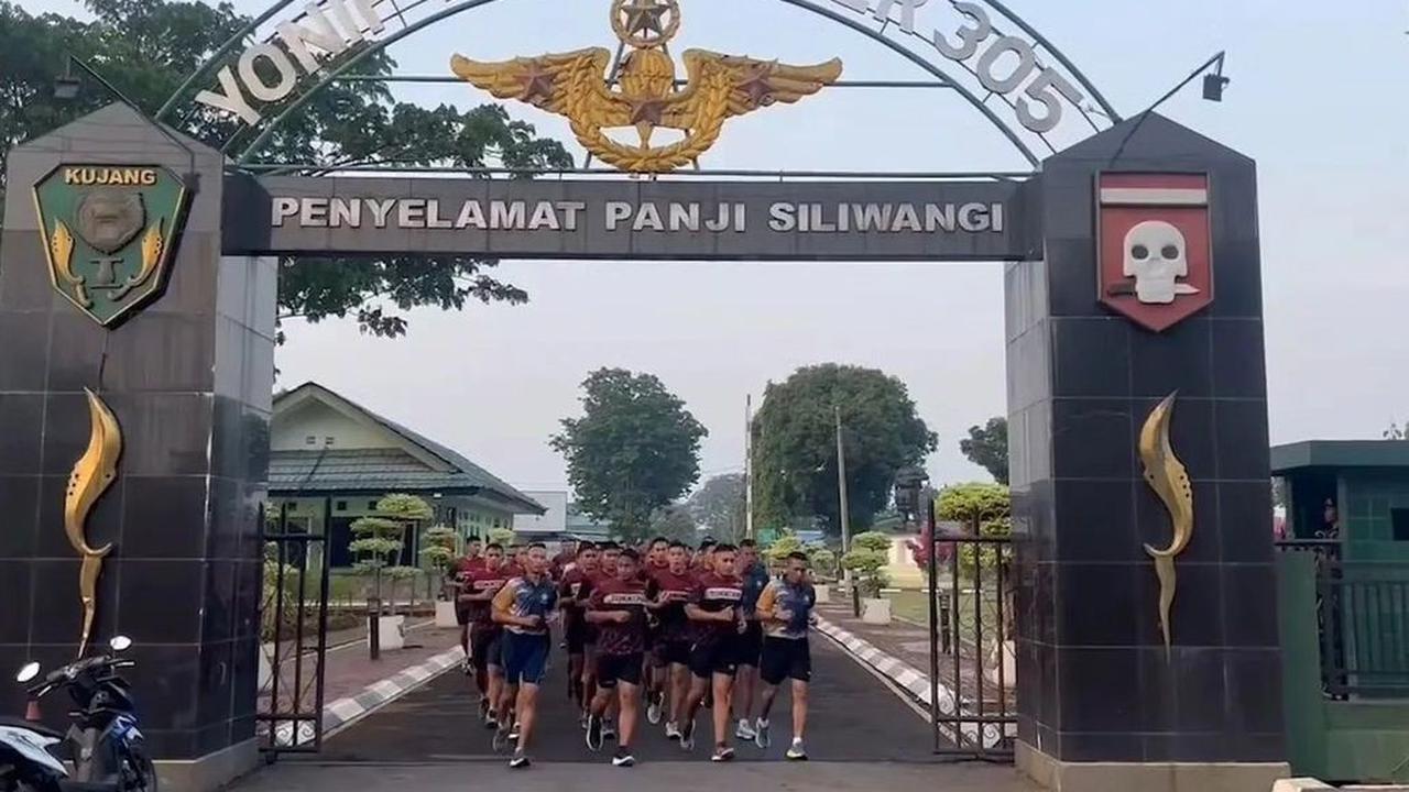 "Luar biasa di sini kami merasa bangga hadir disini dipanggil Danton saja sudah senang sekali dan bahkan kami diberikan makan serta fasilitas yang baik juga sungguh satuan yang luar biasa," <br>