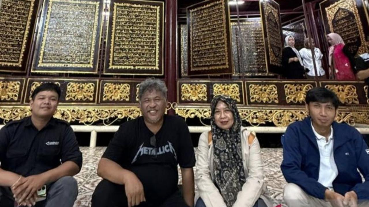 Al Quran Al-Akbar Palembang: Mushaf Kayu Terbesar Dunia Jadi Magnet Wisata Religi