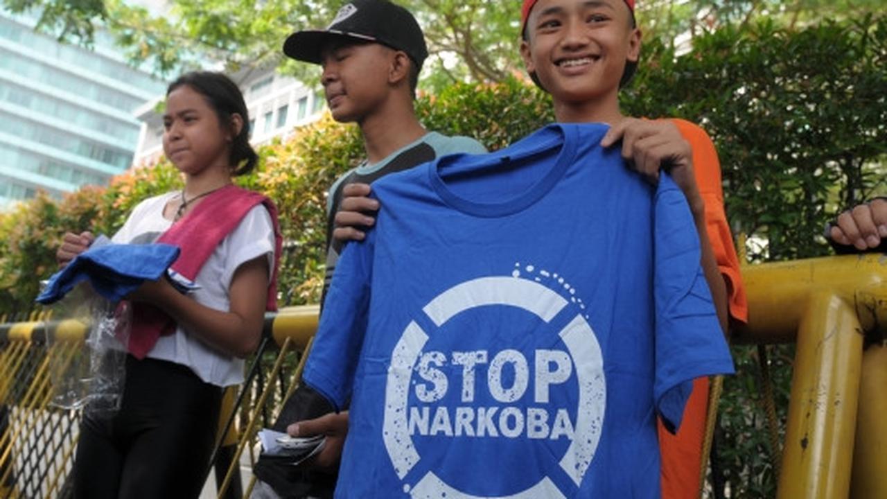 Kampanye anti narkoba, Budi Waseso bagi-bagi topi dan kaos di HI