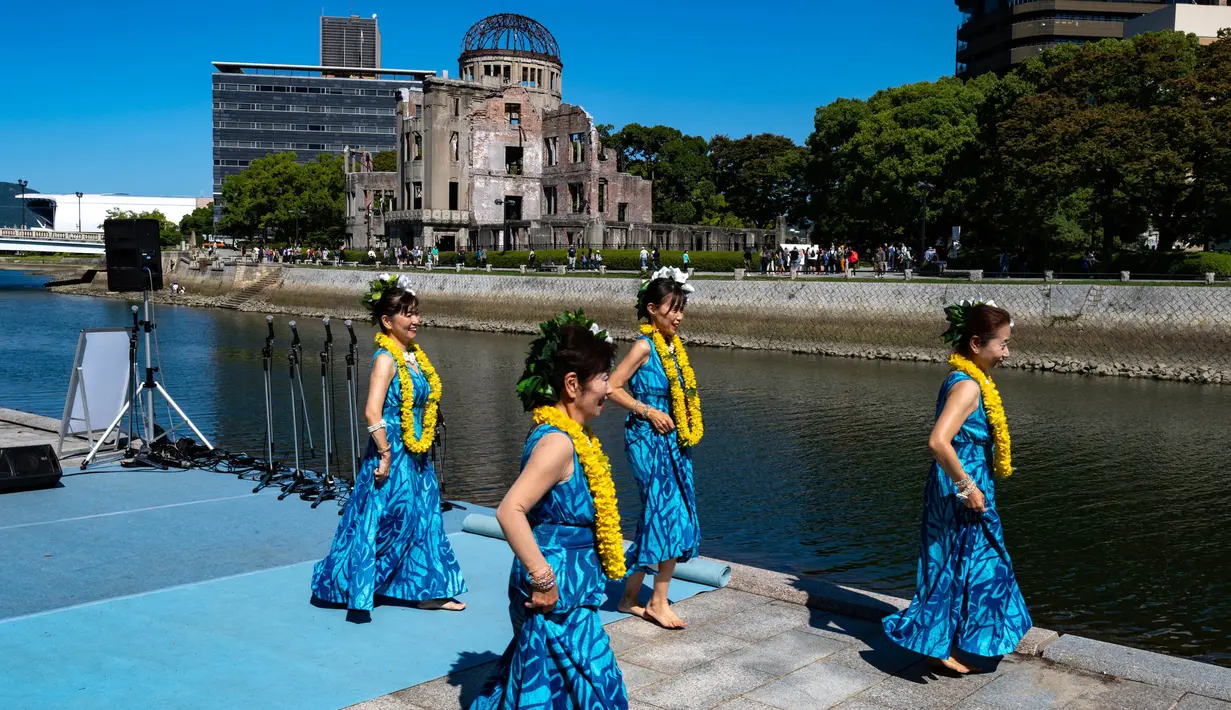 Ketua Komite Nobel Norwegia, Joergen Watne Frydnes mengatakan penghargaan ini diberikan karena Nihon Hidankyo atau Hibakusha berhasil mempresentasikan melalui kesaksian saksi-saksi bahwa senjata nuklir tidak boleh digunakan lagi. (Philip FONG/AFP)